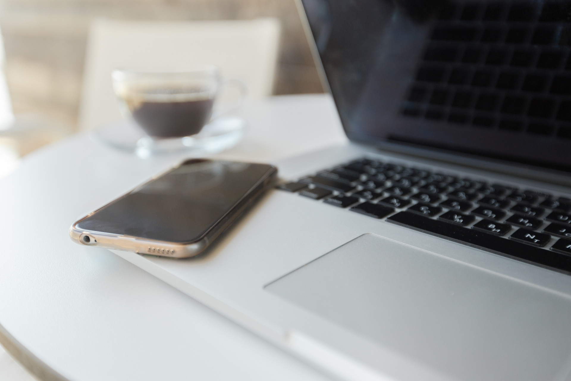 Ессентучанин отобрал у возлюбленной телефон и попал под уголовку Ессентучанин отобрал у возлюбленной телефон и попал под уголовку