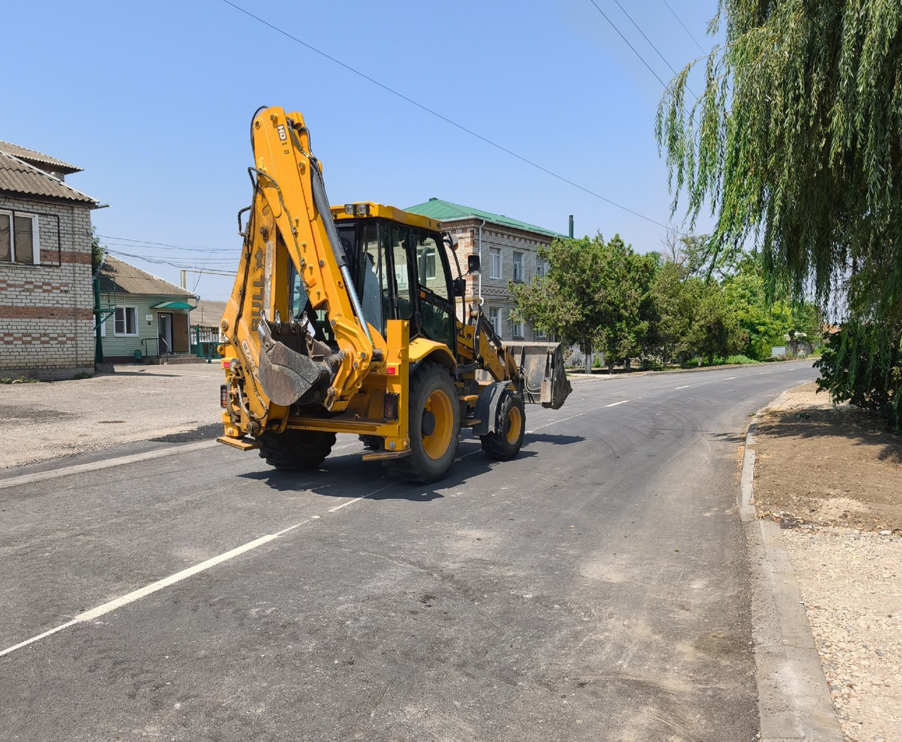 Больше 5 км дорог отремонтировали в Георгиевском округе Больше 5 км дорог отремонтировали в Георгиевском округе