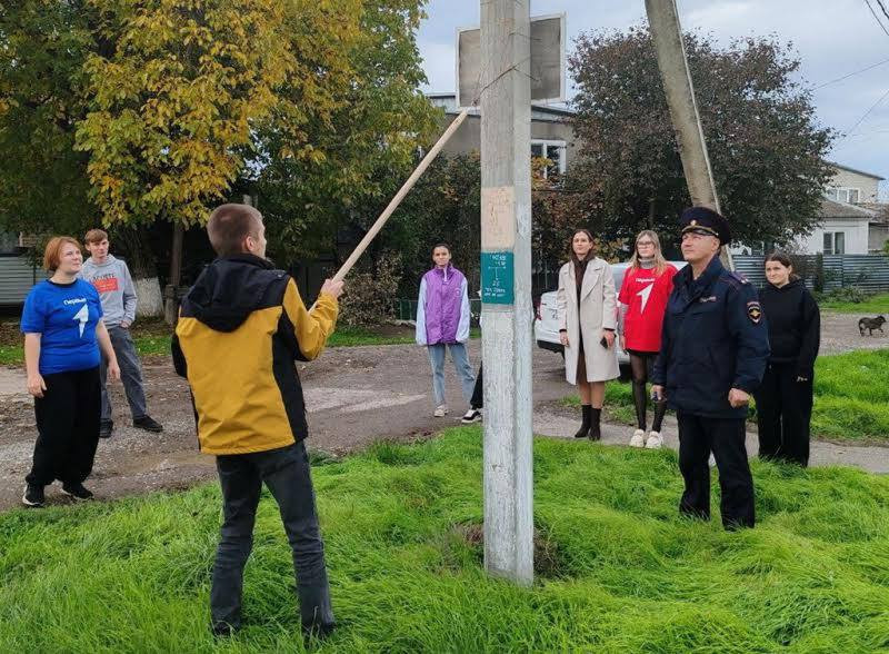 Больше 2 тыс. надписей с наркорекламой уничтожили на Ставрополье за четыре дня