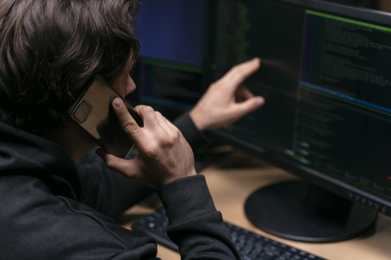 Мошенники звонят россиянам из котельной