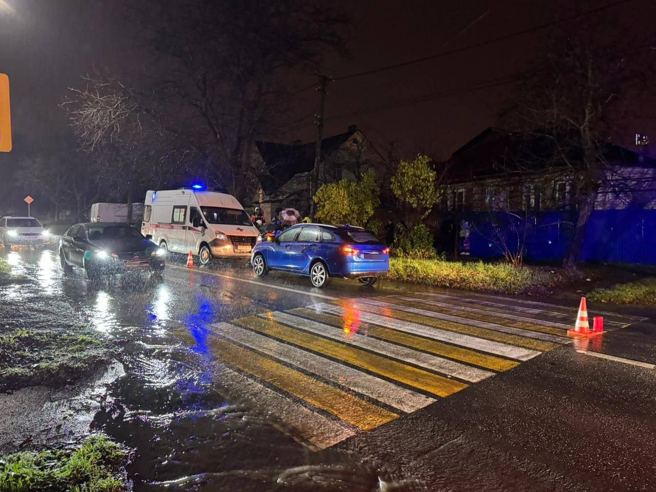 Несовершеннолетнюю девушку сбили в Ставрополе