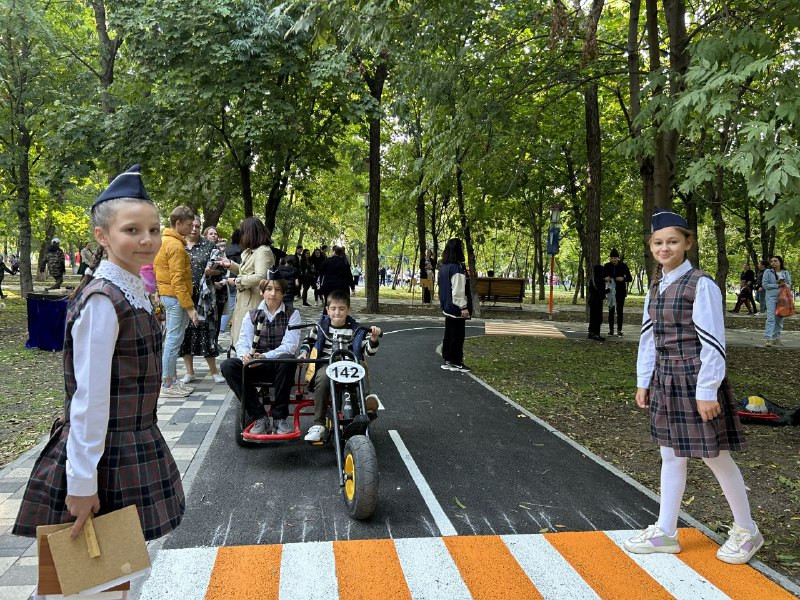 В станице Ессентукской на Ставрополье работает детский автогородок В станице Ессентукской на Ставрополье работает детский автогородок