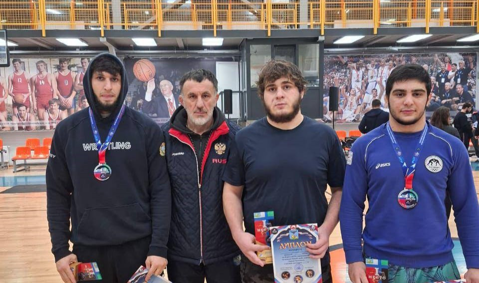 Ставропольцы отличились на Всероссийских соревнованиях по вольной борьбе «Турнир поколений»