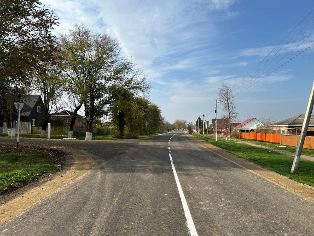 Десятую дорогу отремонтировали по краевой программе «Развитие транспортной системы» Десятую дорогу отремонтировали по краевой программе «Развитие транспортной системы»