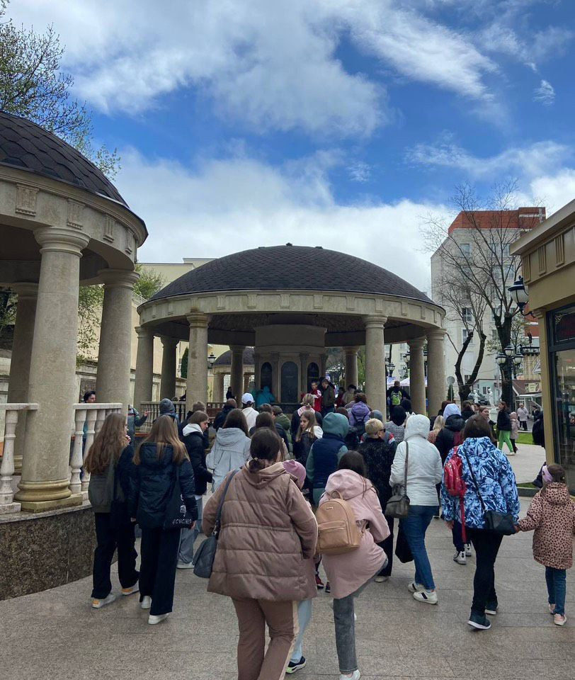 Больше двух млн литров минералки выпили в Ребровском бювете в Кисловодске за три года Больше двух млн литров минералки выпили в Ребровском бювете в Кисловодске за три года