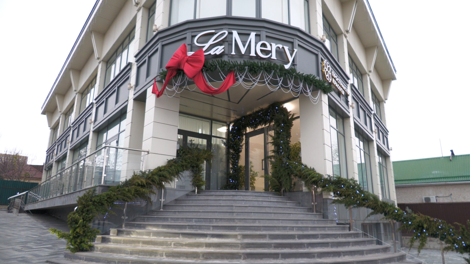 В Ставрополе прошло торжественное открытие салона красоты «LaMery» В Ставрополе прошло торжественное открытие салона красоты «LaMery»