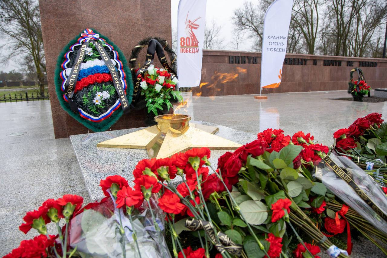 Еще один вечный огонь появился на Ставрополье Еще один вечный огонь появился на Ставрополье