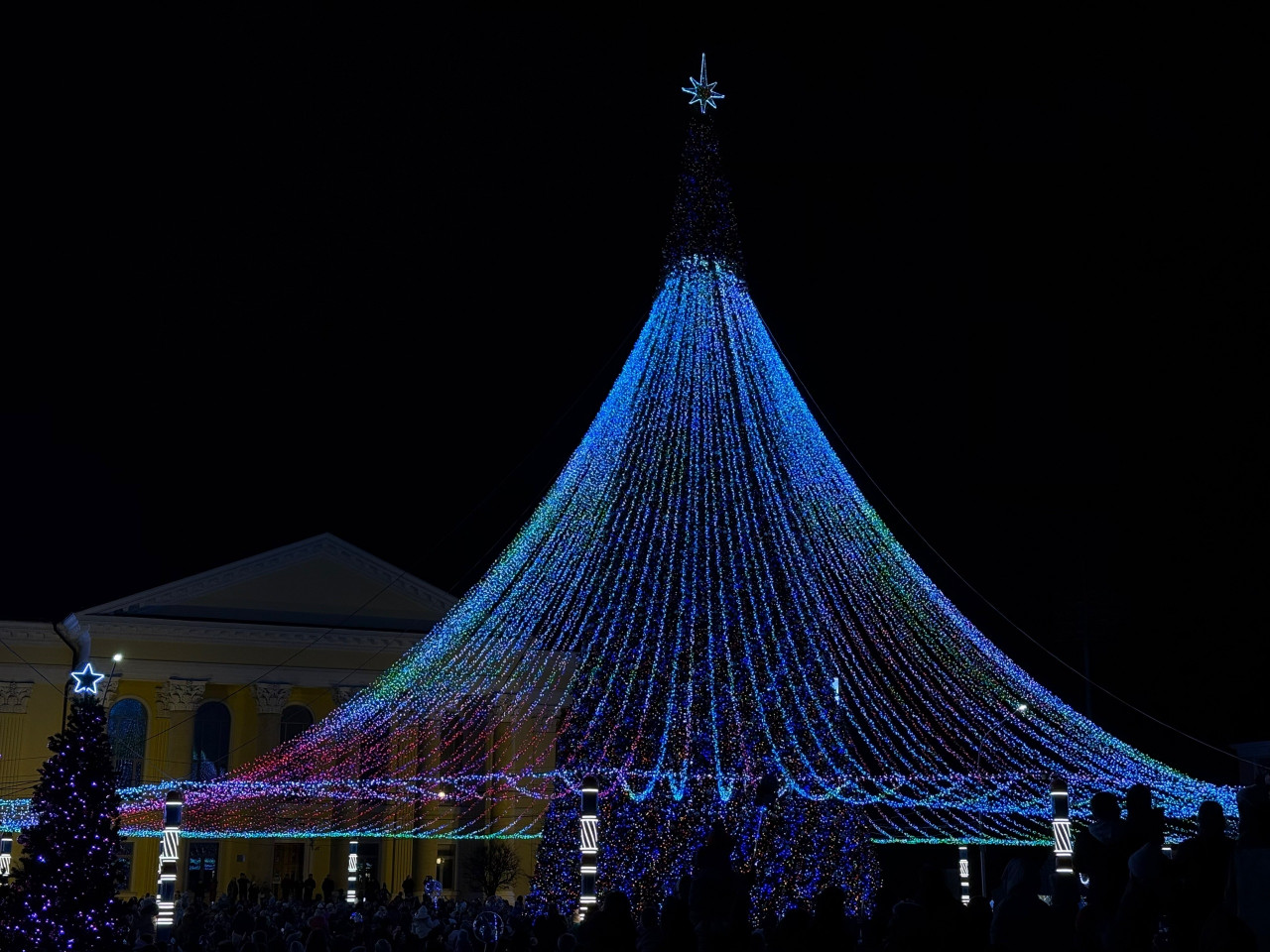 Ставрополь не попал в список самых красочных новогодних городов страны
