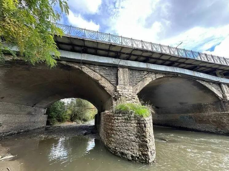 В Пятигорске реконструируют мост через реку Подкумок в 2026 году