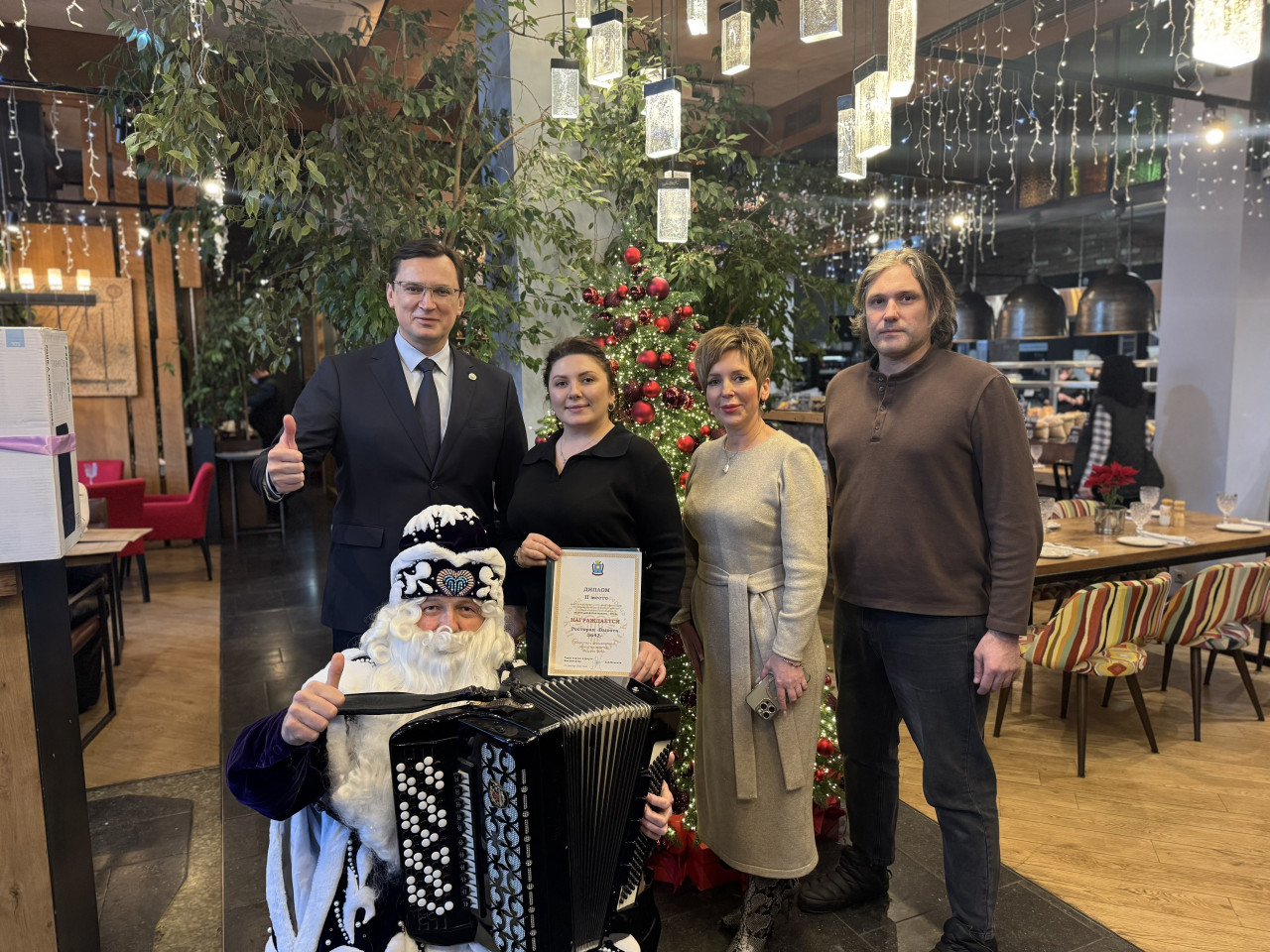 В Кисловодске назвали победителей конкурса на лучшее новогоднее оформление В Кисловодске назвали победителей конкурса на лучшее новогоднее оформление