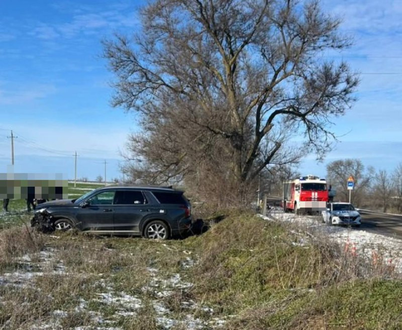 В Буденновском округе водитель спровоцировал ДТП, в котором сам пострадал
