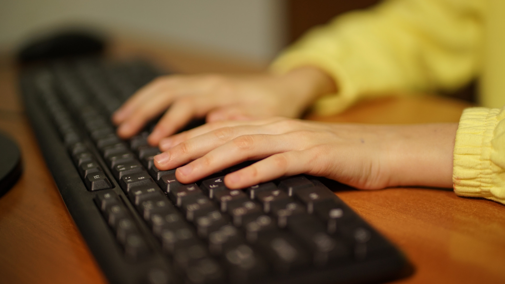 Мошенники обманули восьмилетнюю девочку из Ипатовского округа Мошенники обманули восьмилетнюю девочку из Ипатовского округа