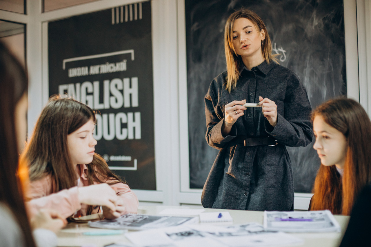 Иностранный язык в российских школах станут изучать меньше