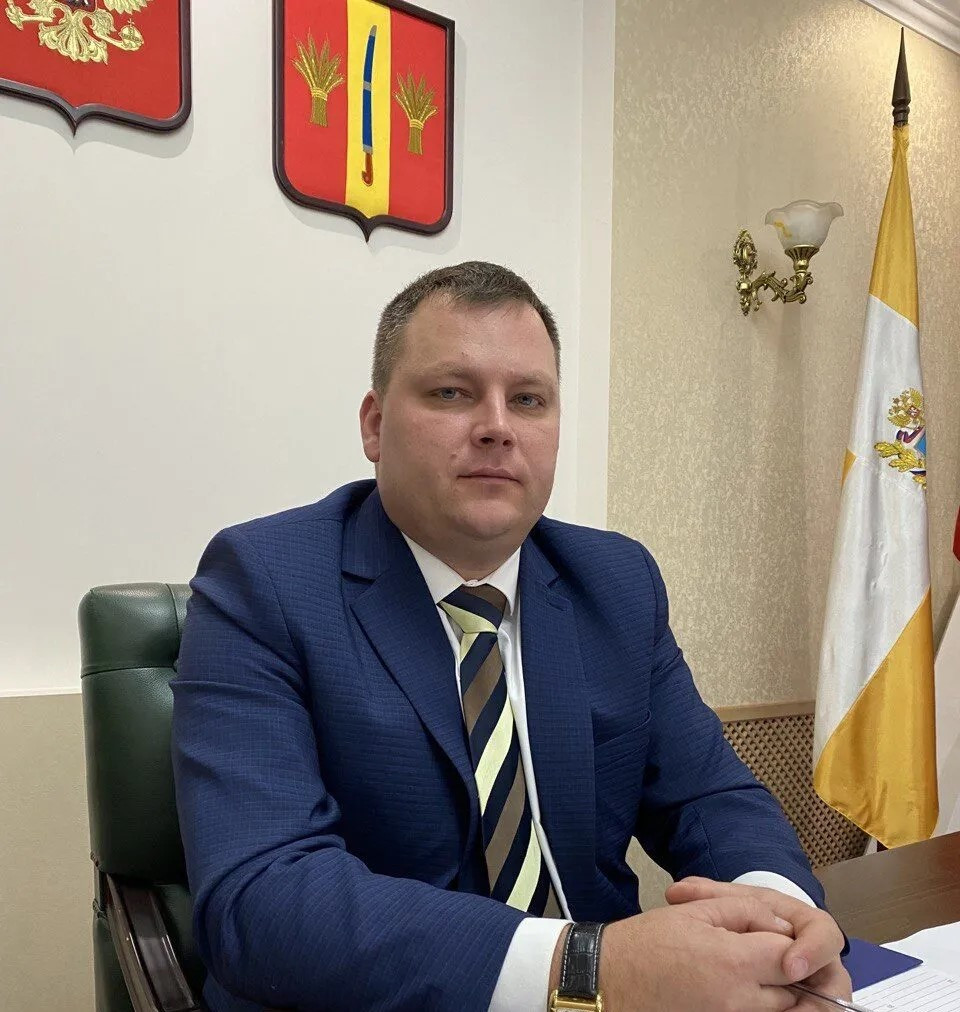 Глава Новоалександровского округа увольняется по собственному желанию Глава Новоалександровского округа увольняется по собственному желанию