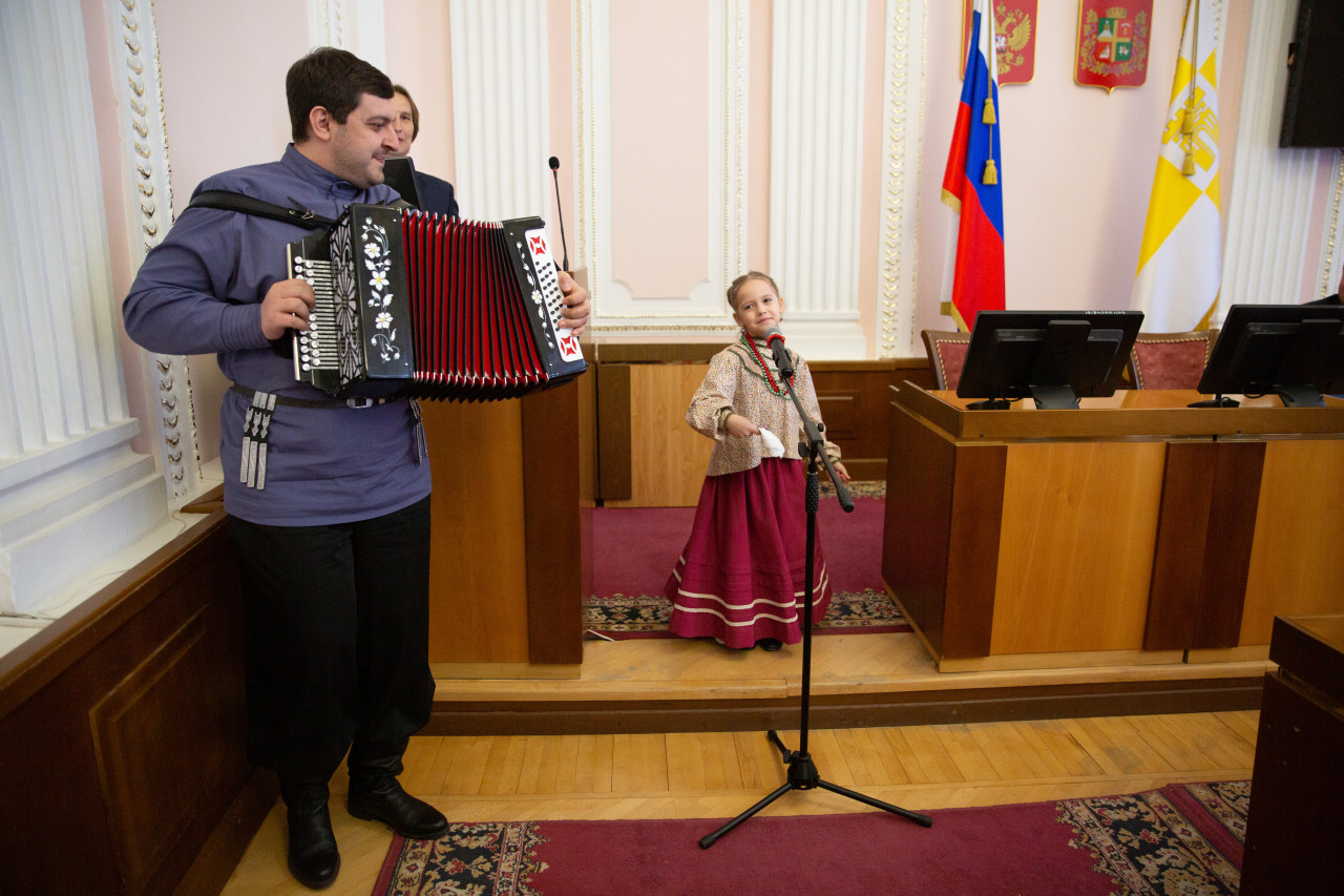 Первый городской детский конкурс патриотической песни «Родные мотивы» прошел в Ставрополе