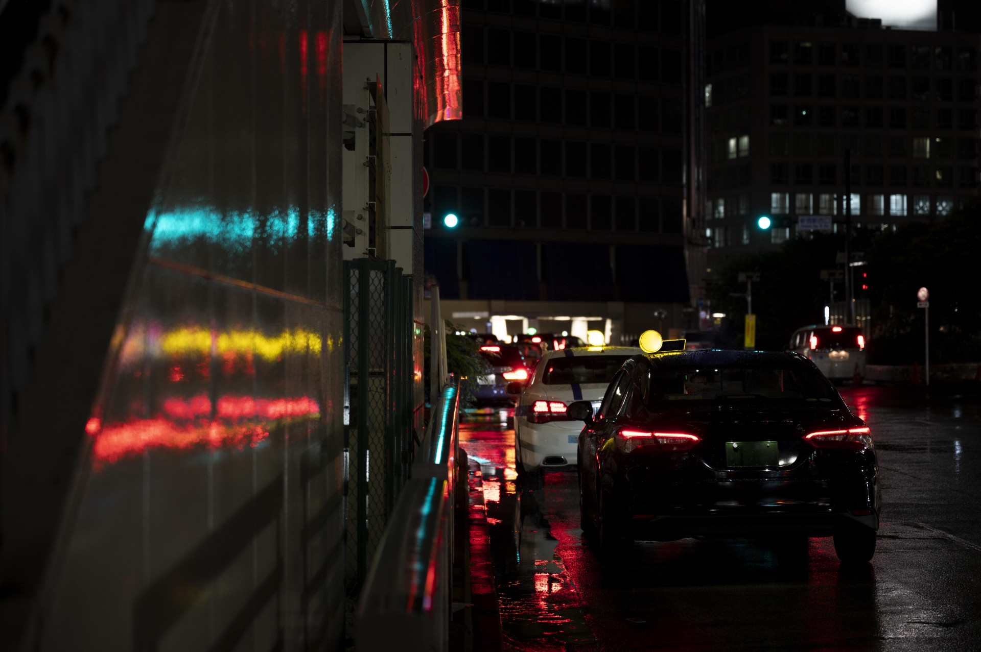 Восьмибалльные пробки сковали Ставрополь в четверг вечером