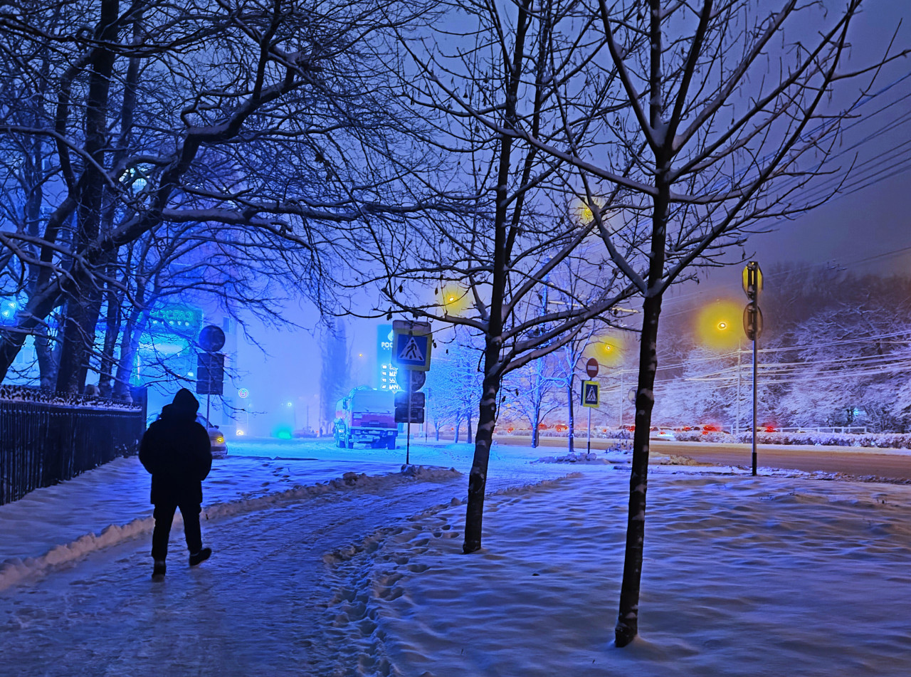 Не знал и падал: куда жаловаться на снег в Ставрополе?