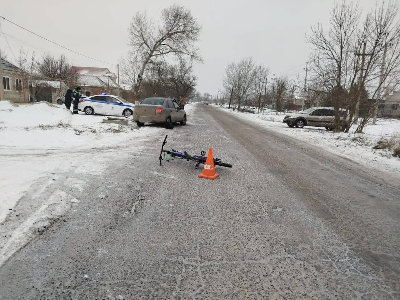 11-летний велосипедист пострадал под колесами машины в Зеленокумске