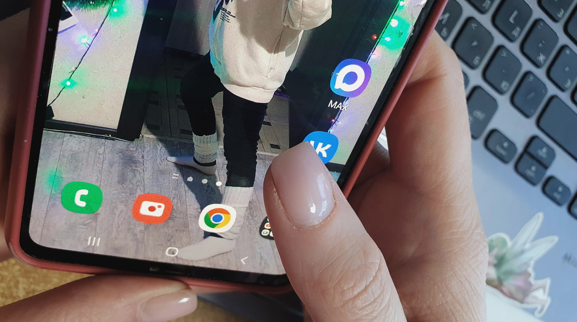 MAX подводит: число жалоб на сбои мессенджера резко выросло 10 февраля