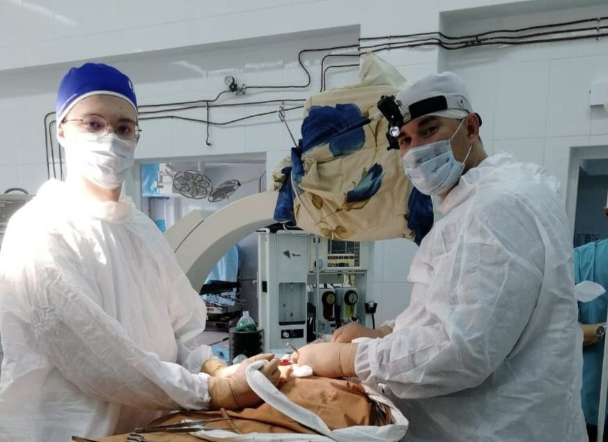 Опухоль в позвоночнике была причиной болей в ноге у жительницы Пятигорска