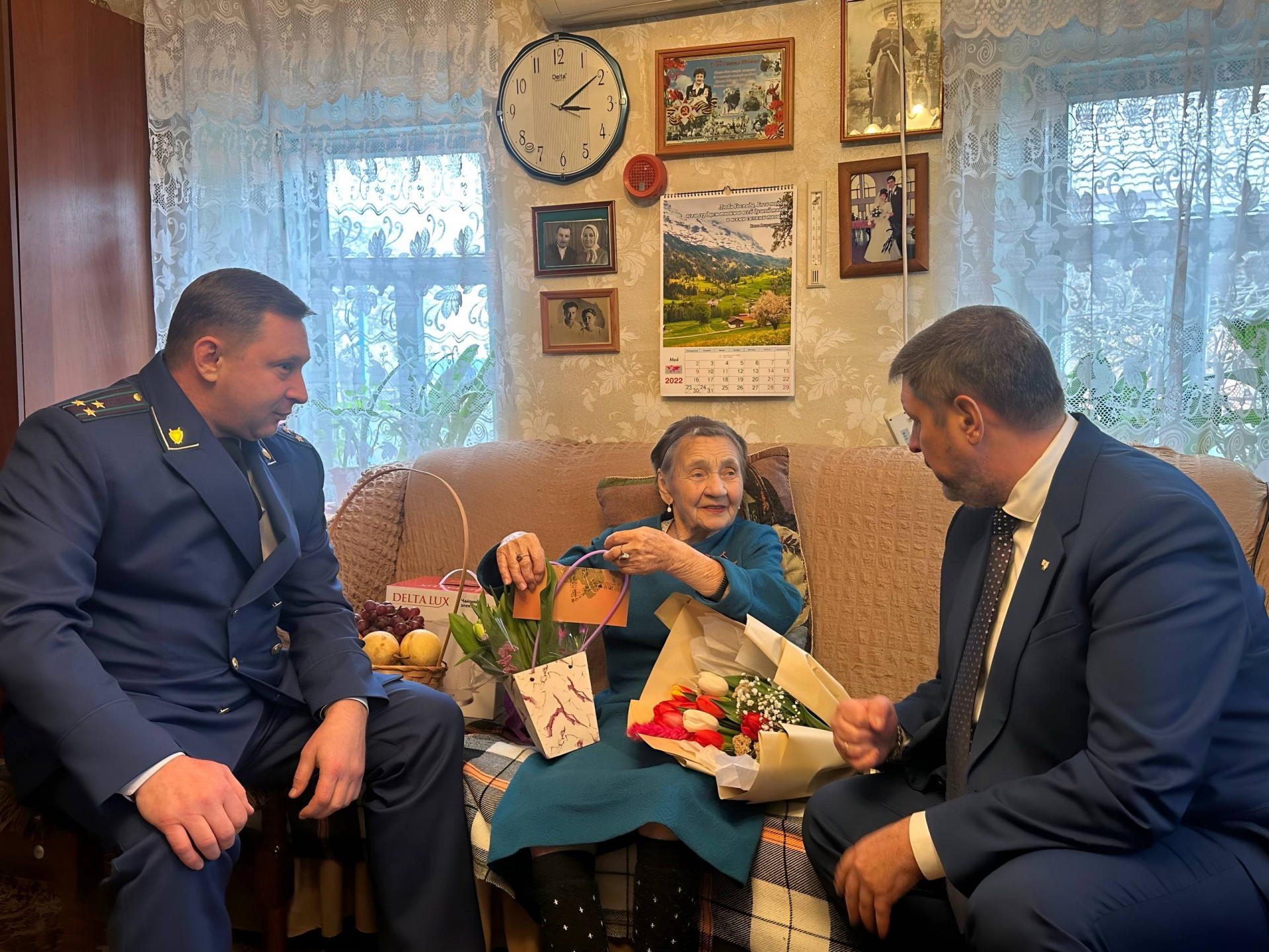 Ветерана ВОВ Веру Лысенко поздравили с Днем защитника Отечества на Ставрополье Ветерана ВОВ Веру Лысенко поздравили с Днем защитника Отечества на Ставрополье