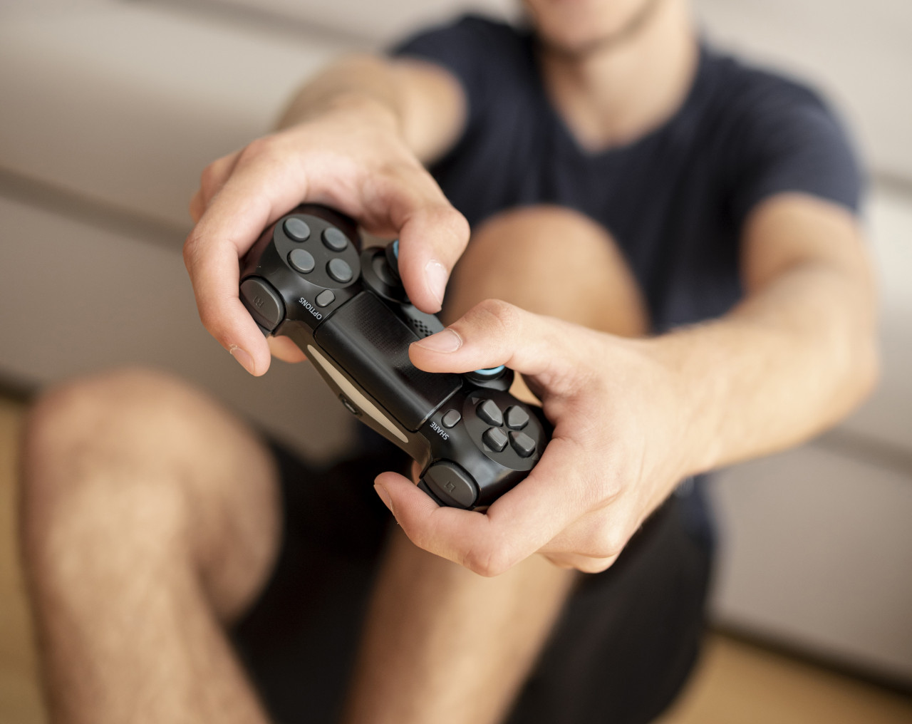 Ессентучанин обманул 20-летнюю знакомую, чтобы та купила ему приставку в кредит