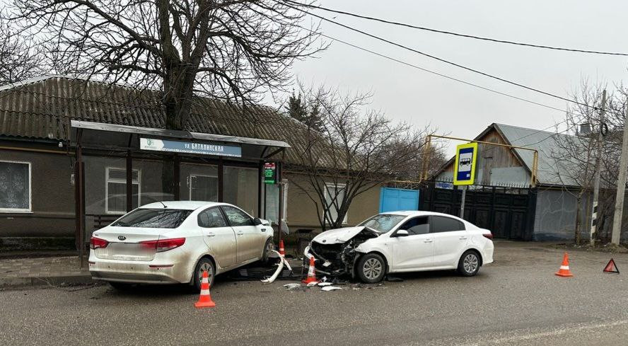 В Предгорье водитель устроил аварию и скрылся с места происшествия