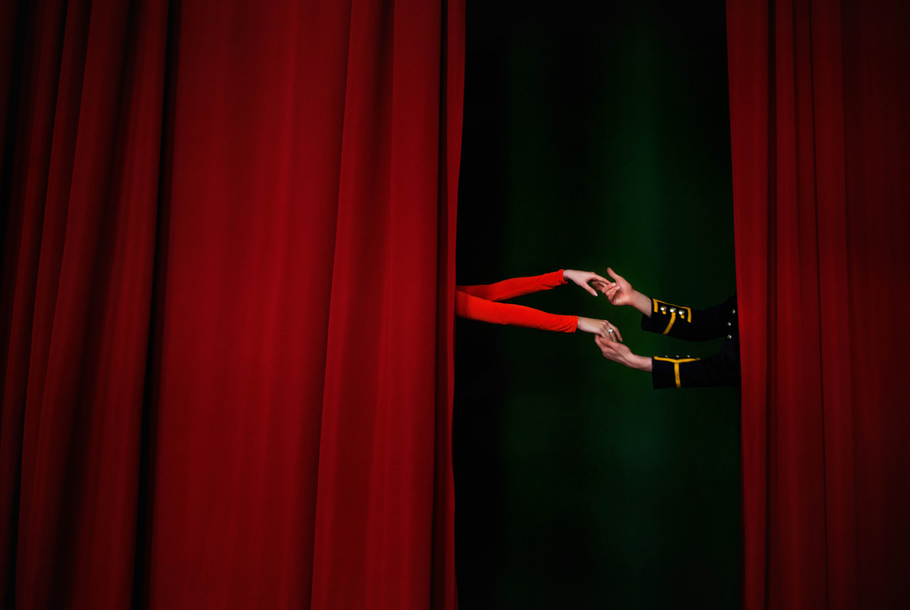 Юные художники "проведут" ставропольцев по творческим закулисьям