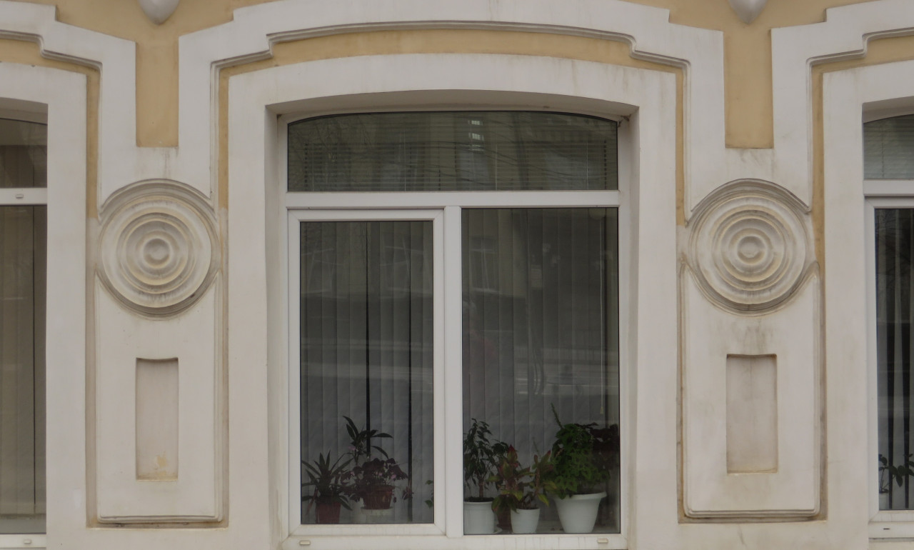 Тайные знаки на домах: что означают солярные символы Ставрополя? Тайные знаки на домах: что означают солярные символы Ставрополя?