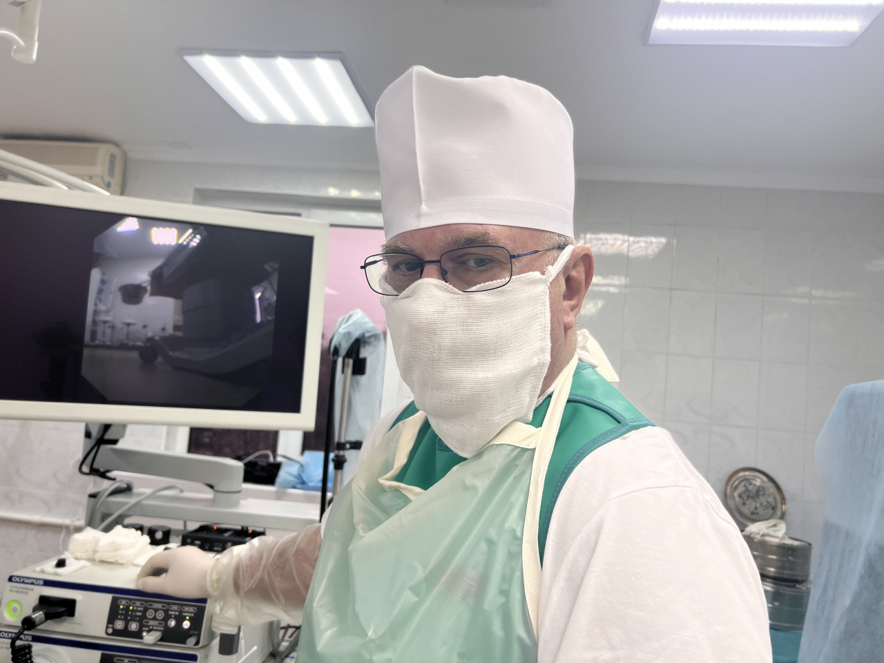 Редкую врожденную кисту селезенки удалили девушке медики в Ессентуках