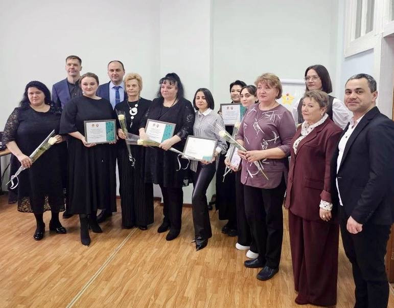 Преподаватель из Кисловодска стала одним из лучших учителей школ искусств в крае