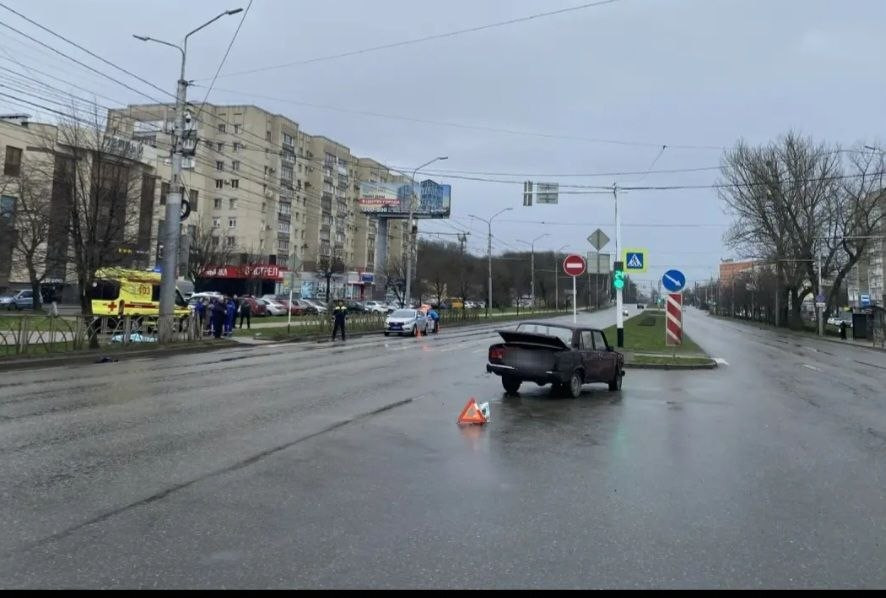 Начинающий водитель сбил 61-летнего пешехода насмерть в Ставрополе Начинающий водитель сбил 61-летнего пешехода насмерть в Ставрополе