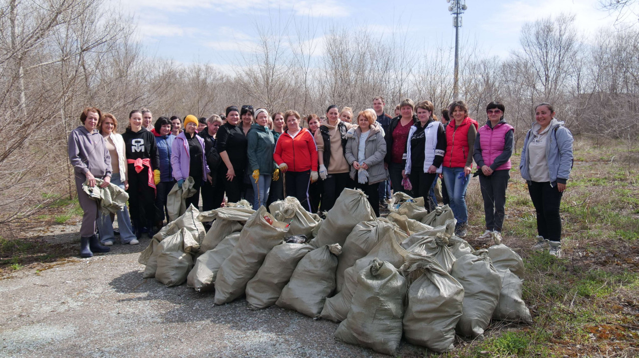 Более 45 тонн мусора убрали в Кочубеевском округе этой весной Более 45 тонн мусора убрали в Кочубеевском округе этой весной