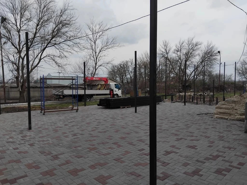 Закрытая танцплощадка появится возле ДК в Новоалександровском округе Закрытая танцплощадка появится возле ДК в Новоалександровском округе