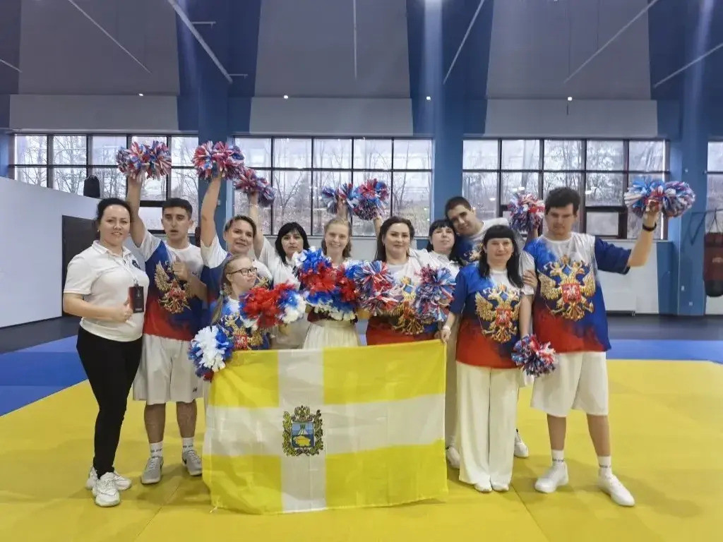 Кубок и несколько медалей привезли артисты Ставрополья из Сочи