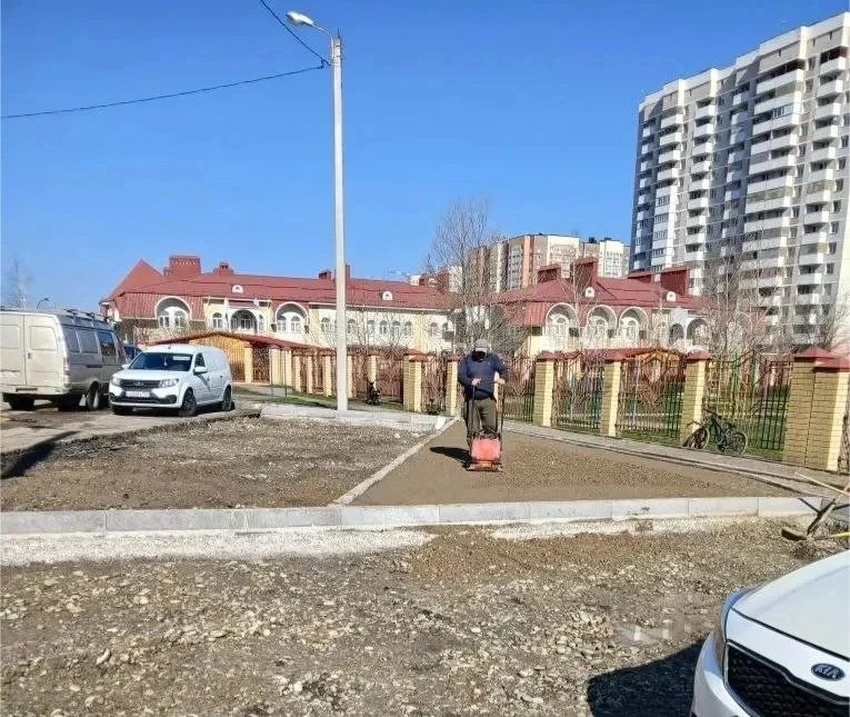 Пешеходную зону и парковку построят у корпуса школы №39 Ставрополя Пешеходную зону и парковку построят у корпуса школы №39 Ставрополя