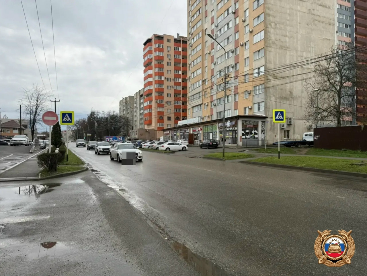 13-летняя девочка попала под колеса авто на пешеходном переходе в Ставрополе