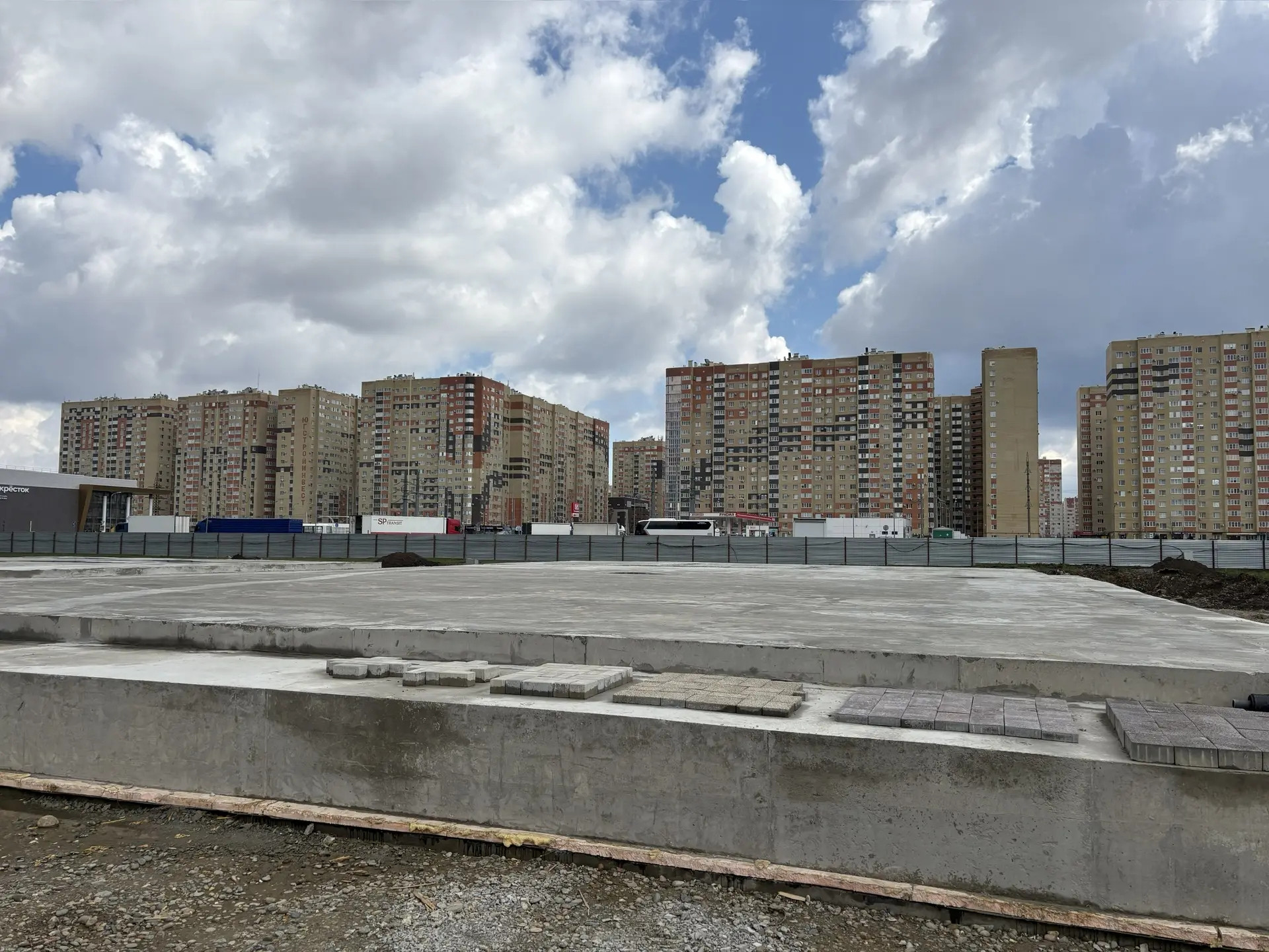 Как проходит строительство бассейна в юго-западном районе Ставрополя?