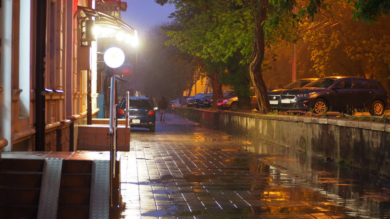 Дожди, грозы и ветер до 18 м/с: какой будет погода в Ставрополе в начале недели