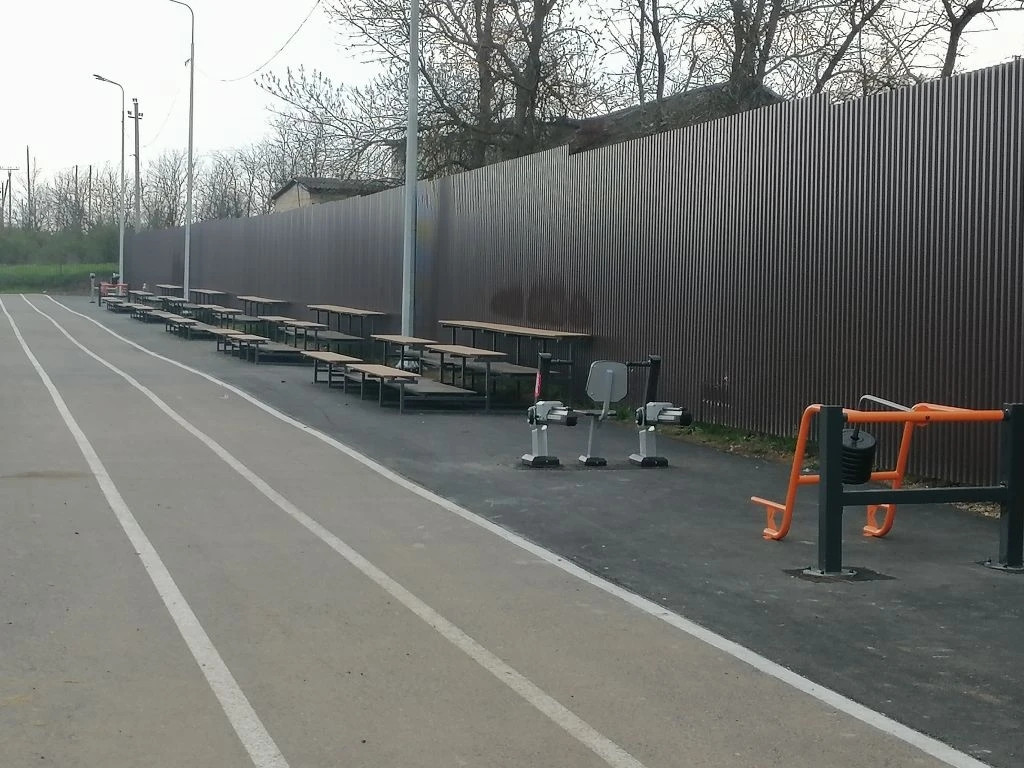 Стадион за 4,9 миллиона рублей благоустроили в посёлке Благодарненского округа