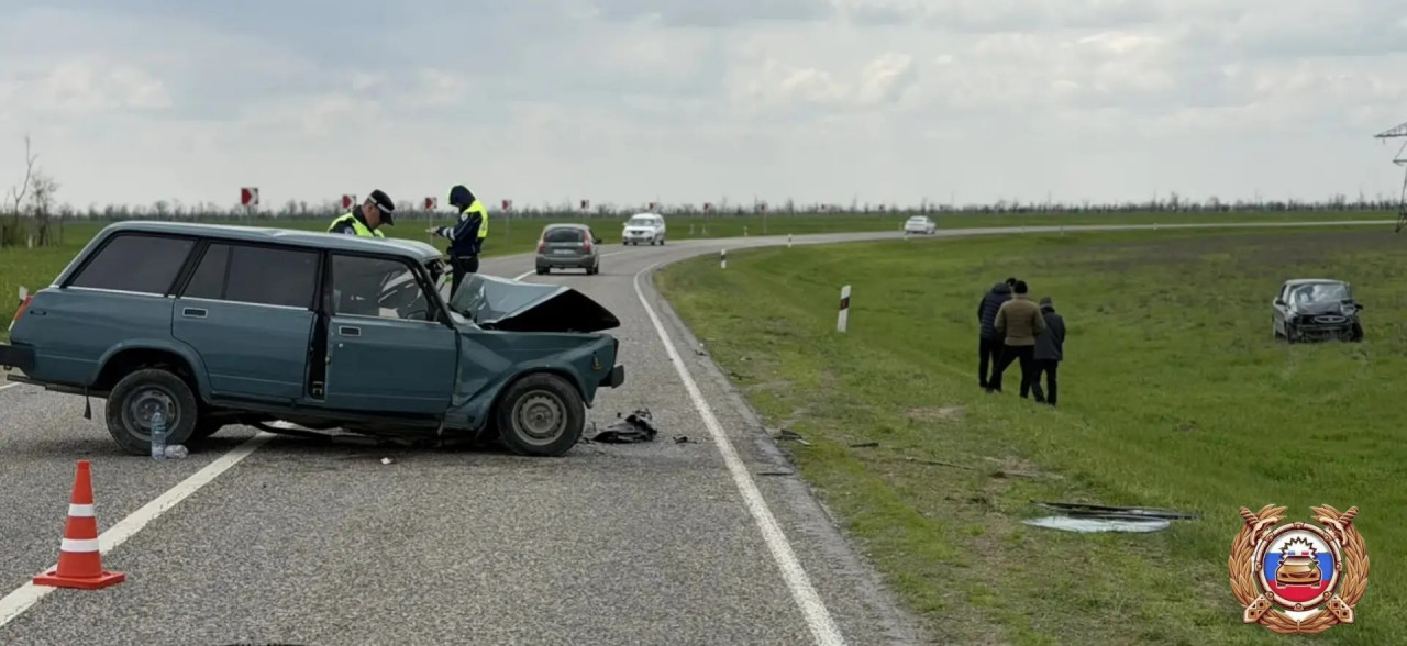 6-летнюю девочку и двоих взрослых госпитализировали после ДТП на Ставрополье