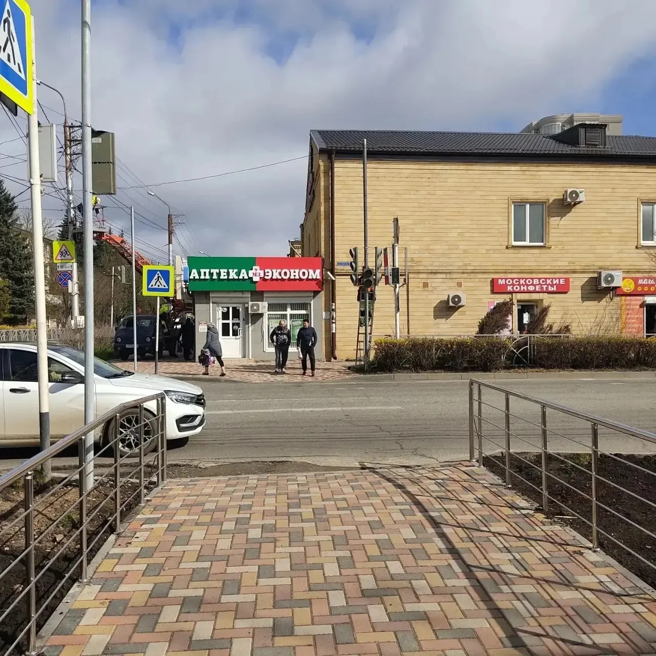 В Ставрополе продолжается обновление улицы Черняховского