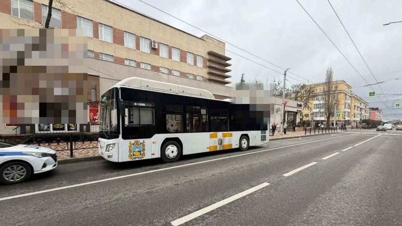 В Ставрополе пассажирка получила травму спины при резком торможении автобуса