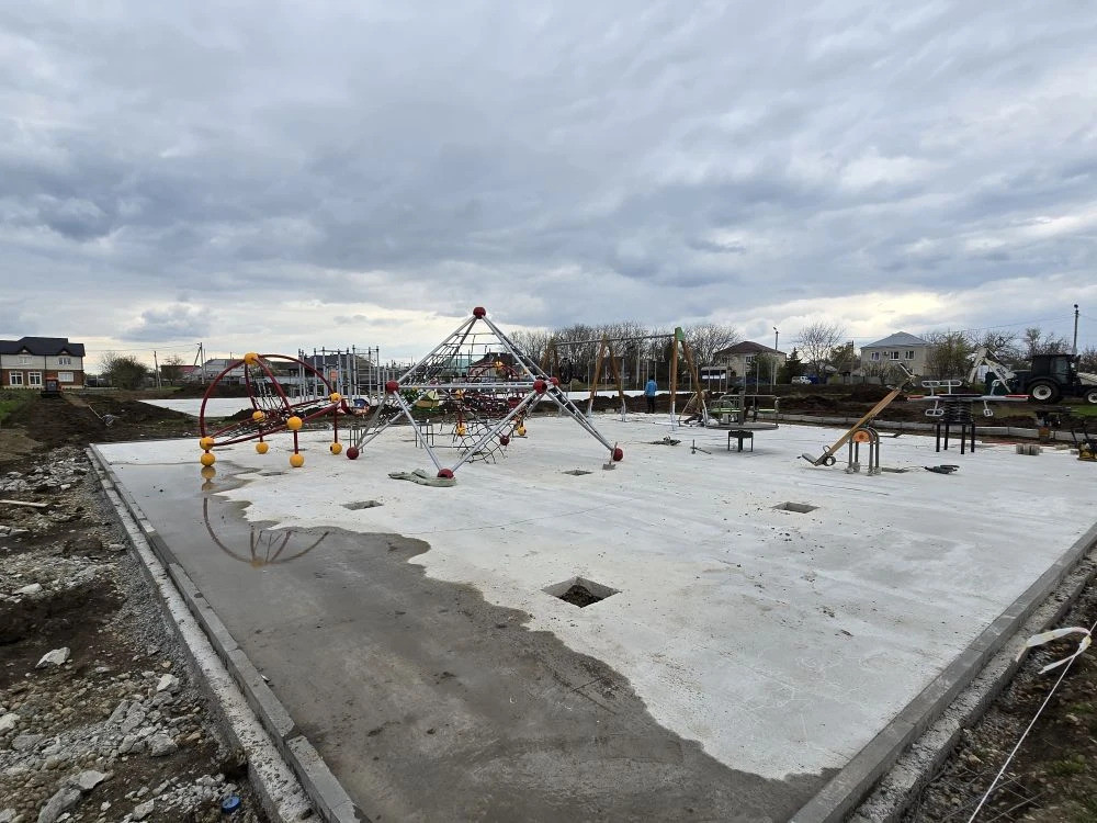 К октябрю в Новоалександровске построят спортивно-досуговый комплекс