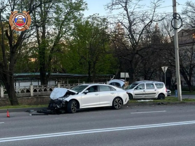 Пенсионерка умерла в реанимации после аварии в Ессентуках