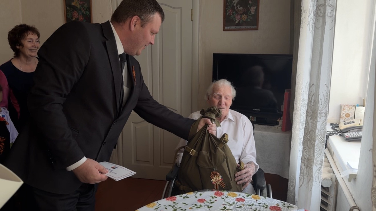 Единственного ветерана ВОВ поздравили в округе Ставрополья