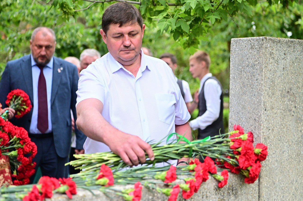 Память жертв теракта 1995 года почтили в Буденновске