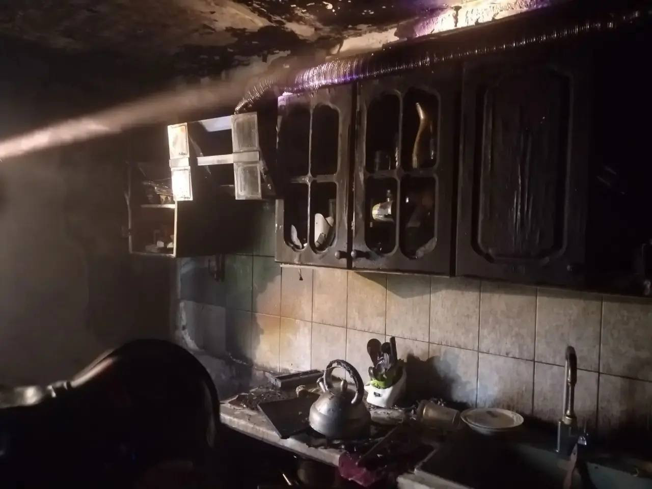 39 взрослых и 7 детей эвакуировали из пожара на ул. Чапаева в Ставрополе 39 взрослых и 7 детей эвакуировали из пожара на ул. Чапаева в Ставрополе