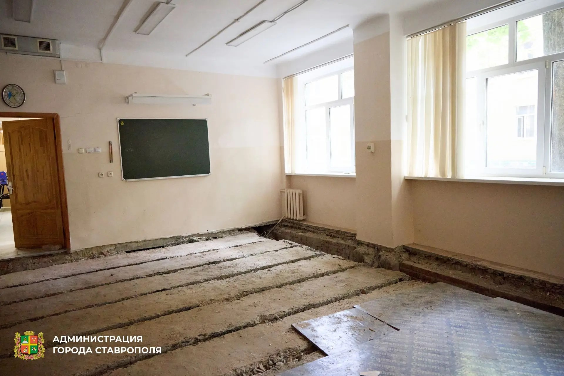 В трёх школах Ставрополя к 1 сентября обновят санузлы