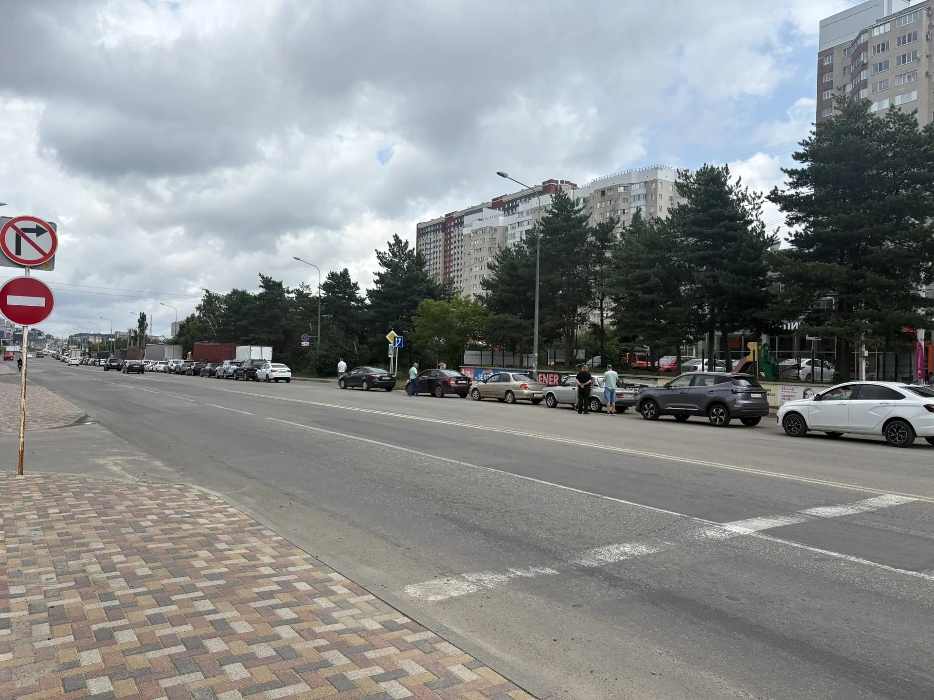 Бензин в Ростовской области начали продавать только два раза в день